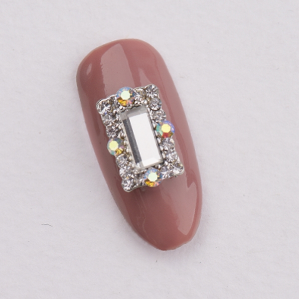 데코 네일 파츠 크리스탈 사각 큐빅 11X7mm (1개입) - 상품 이미지