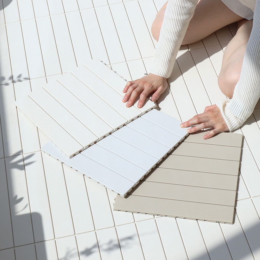 프로메이드 틈없는 데크타일 샌디 베란다 화장실 테라스 조립식 바닥재 셀프 인테리어