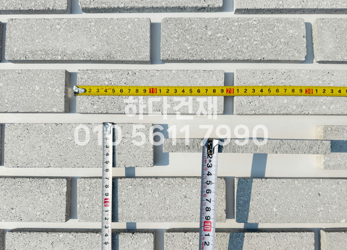 모노타일 190x55x15T 화이트그레이 / 하다건재