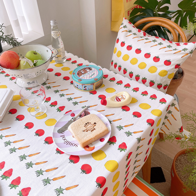 프룻캔디 식탁보 방수 테이블보 캠핑 카페 마카롱 디저트 원룸 집들이 95X110