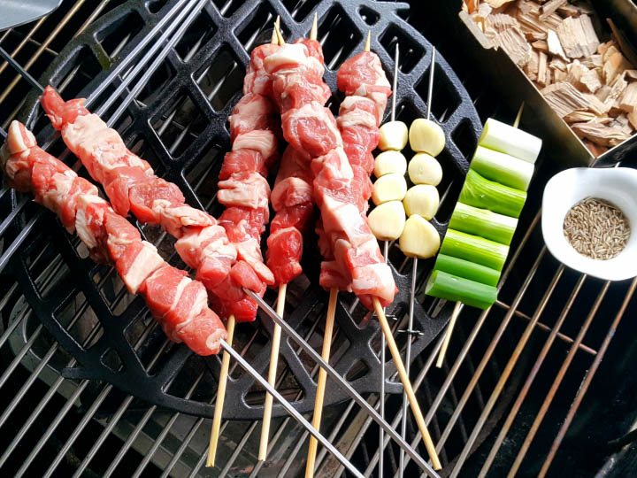 양떼푸드 캠핑양꼬치 냉장 생 양꼬치 바베큐 꼬치 샤슬릭 맥주안주 2인분 쯔란 양념 400g 이미지 4