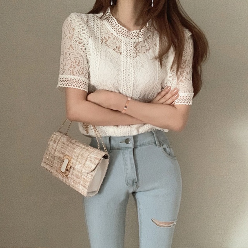 레이스 펀칭 블라우스 라운드넥 반팔 루즈핏 청순 여름 화이트 아이보리 핑크 - 상세 이미지 2