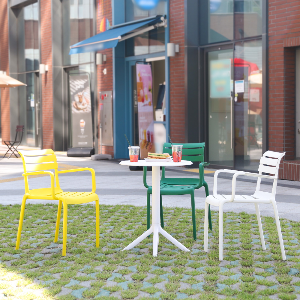 오로라 암체어 야외용 카페 테라스 정원 플라스틱 의자