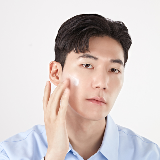 아토99 톤업 올인원 스킨 로션 에센스 남성 미백 주름개선 기능성 화장품 120ml, 2개 - 상세 이미지 3