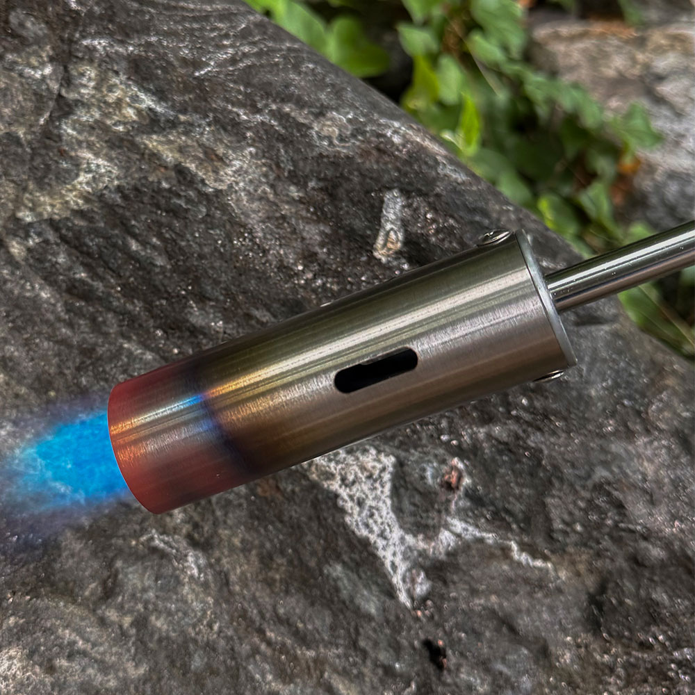 빈슨메시프 포터블 3단 토치 블랙 휴대용 롱 조립식 요리용 캠핑 부탄 가스토치 전용 하드케이스 포함