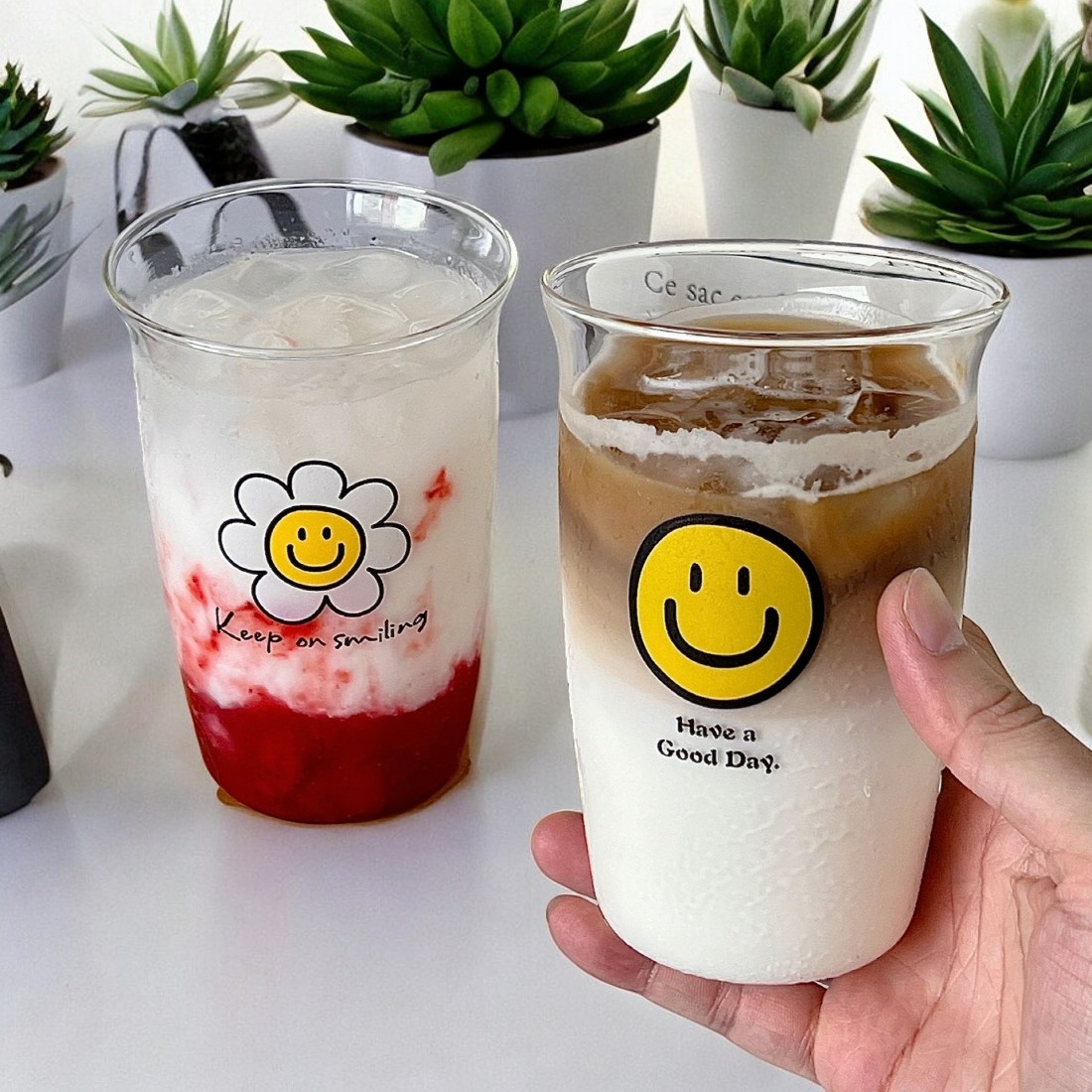 스마일 레터링 아이스커피잔 플랫화이트 아인슈페너 아이스아메리카노잔 500ml