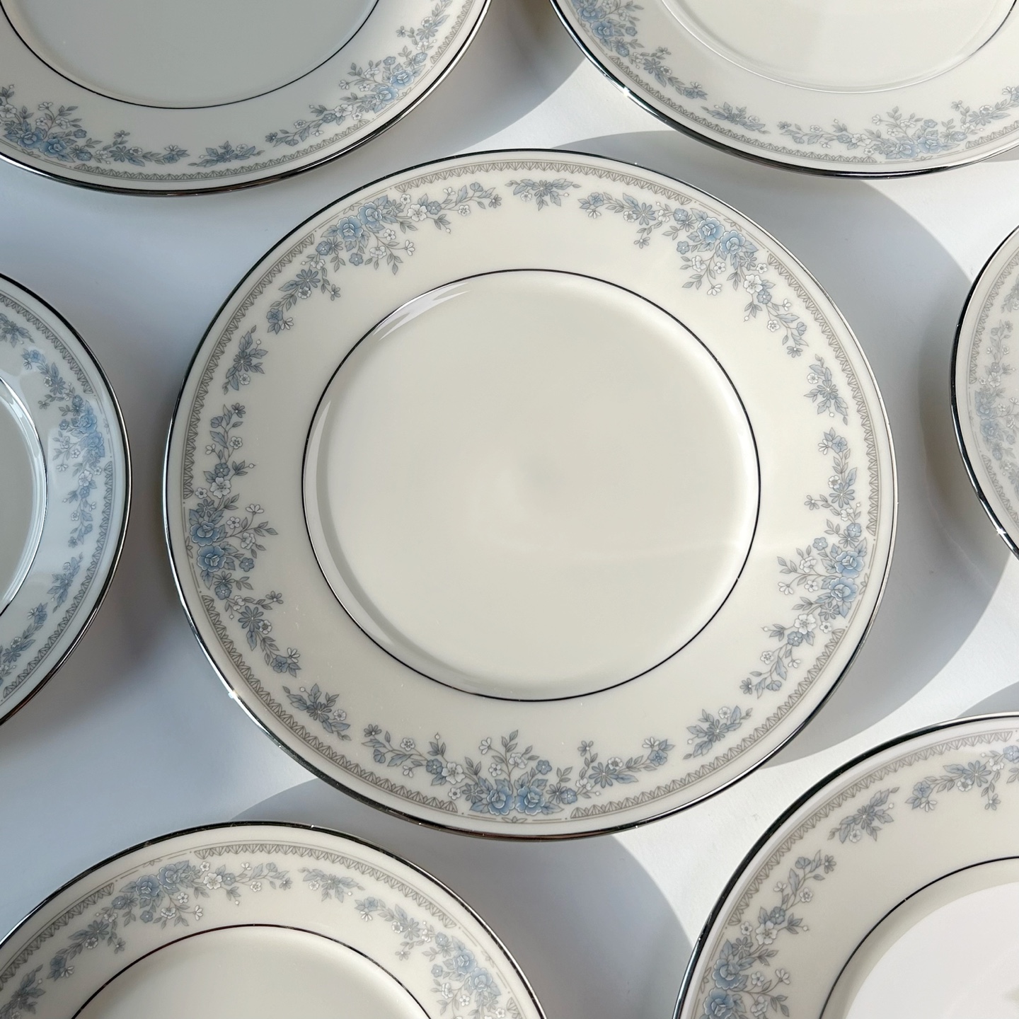 레녹스 레베리 플레이트 빈티지접시 예쁜그릇 파스타 홈카페접시 수입그릇 브레드