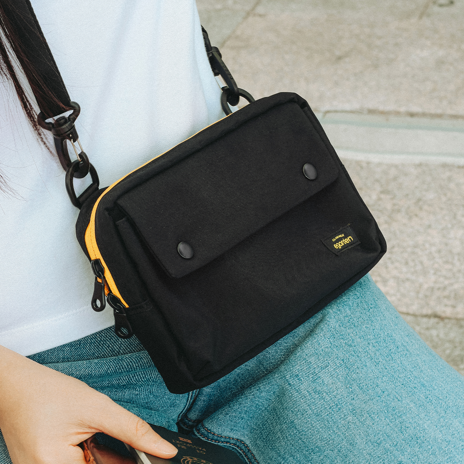 에가든 본보야지 크로스백 여행용 미니 슬링백