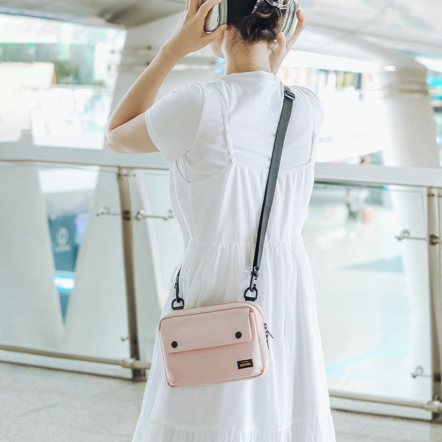 에가든 본보야지 크로스백 여행용 미니 슬링백