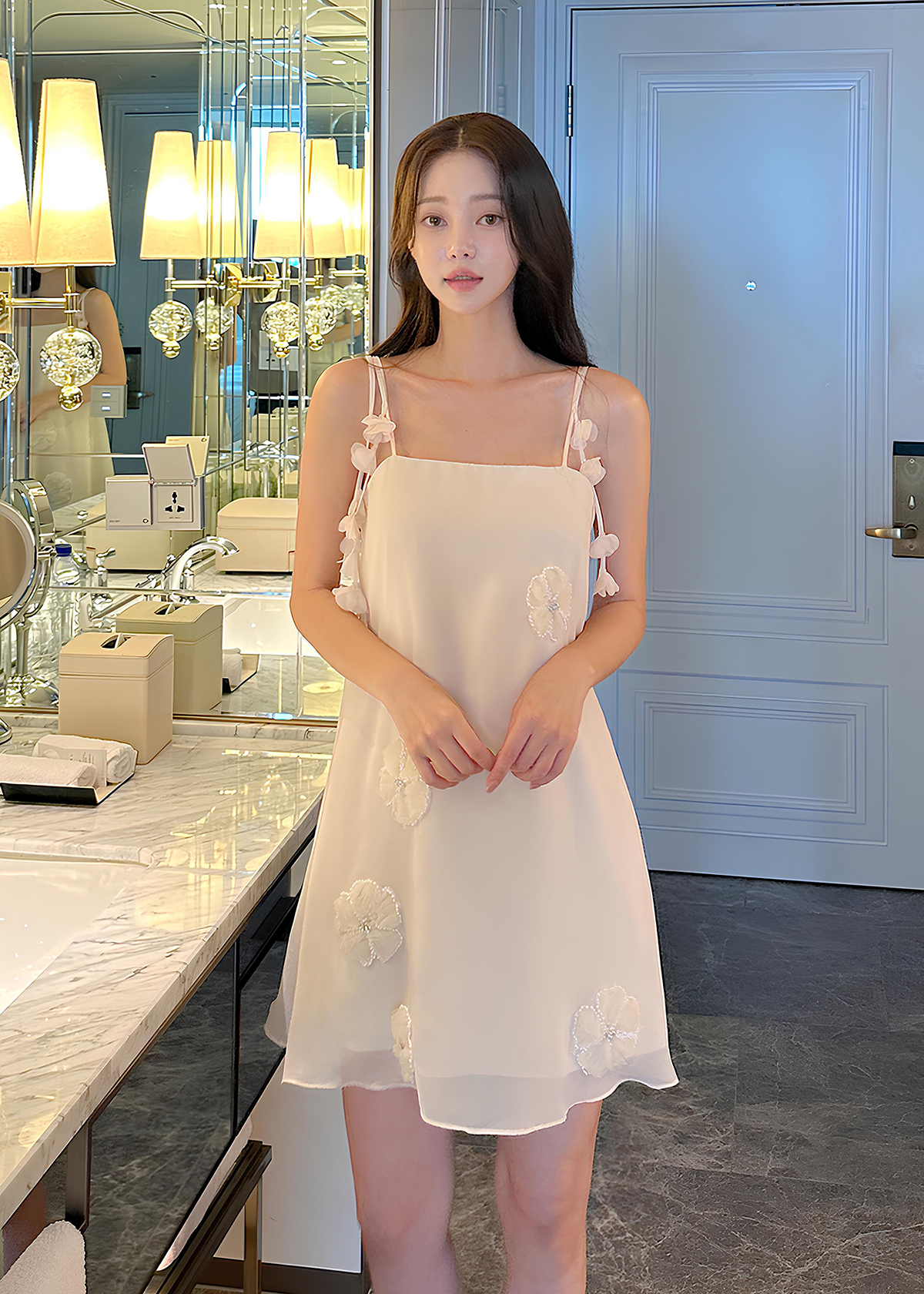 [수입] 하이퀄리티 오간자 실크 플라워 나시 미니 원피스 - 상품 이미지