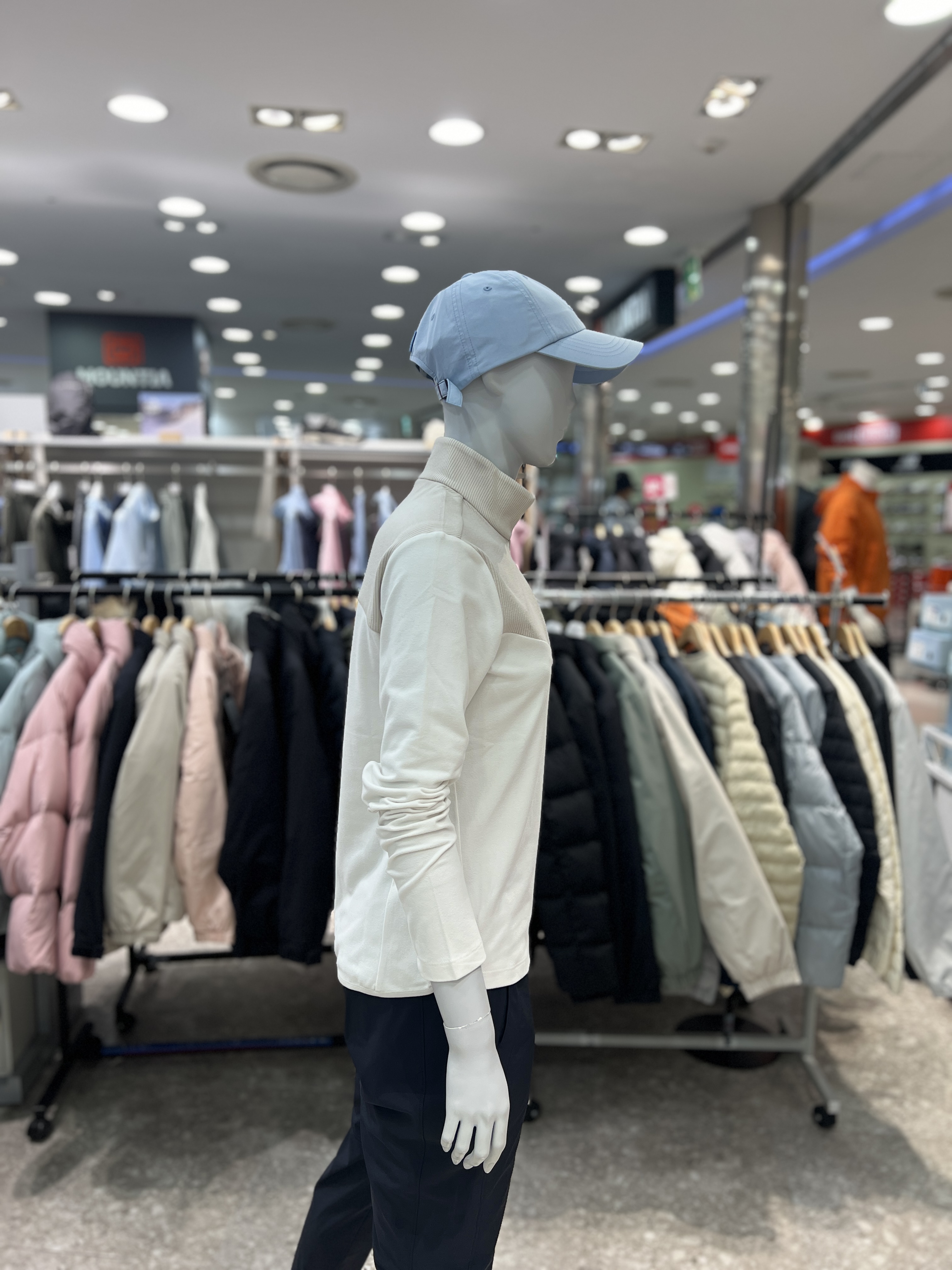 아이더 여성 등산복 상의 가을 반집업 티셔츠 로키 WU23203 - 상세 이미지 2