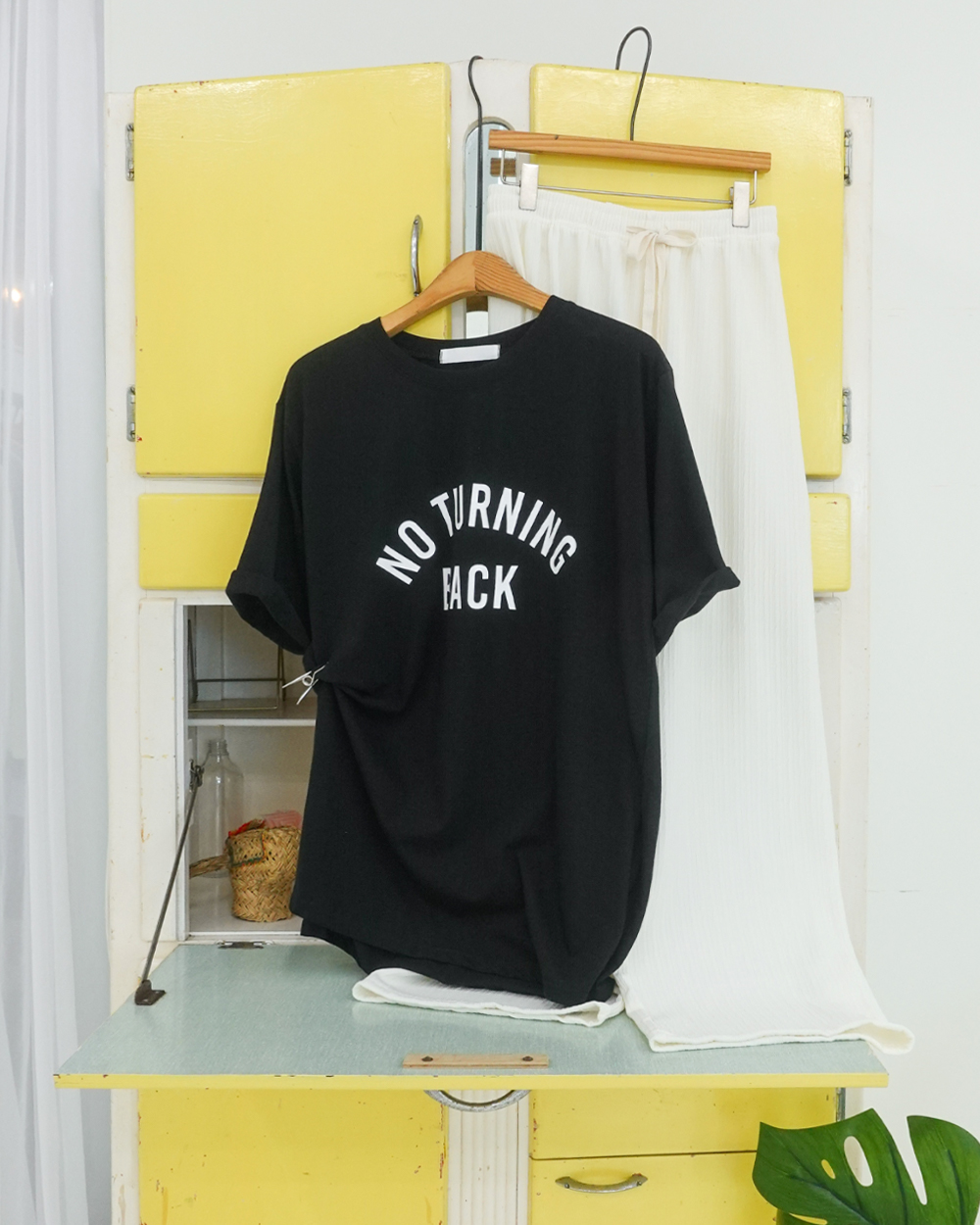 노턴 실켓면 슬릿 루즈핏 반팔티셔츠 여성 기본 이너 롱티 - 상세 이미지 3