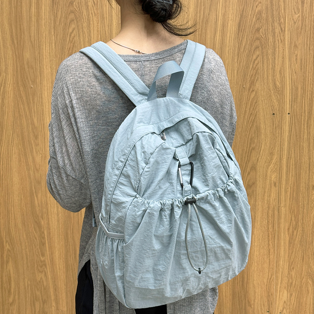 가벼운 나일론 백팩 나들외 외출 아담한 초경량 백팩 엄마 할머니 등에메는 가방 - 상품 이미지