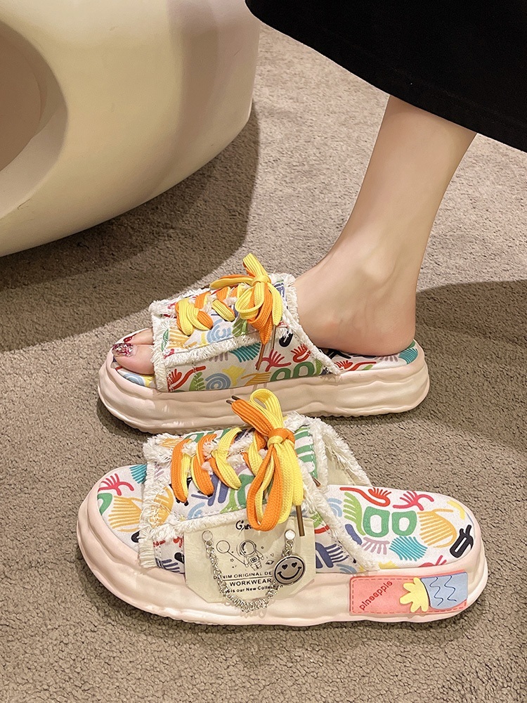 특이한 4CM 키높이 통굽슬리퍼 캔버스 낙서