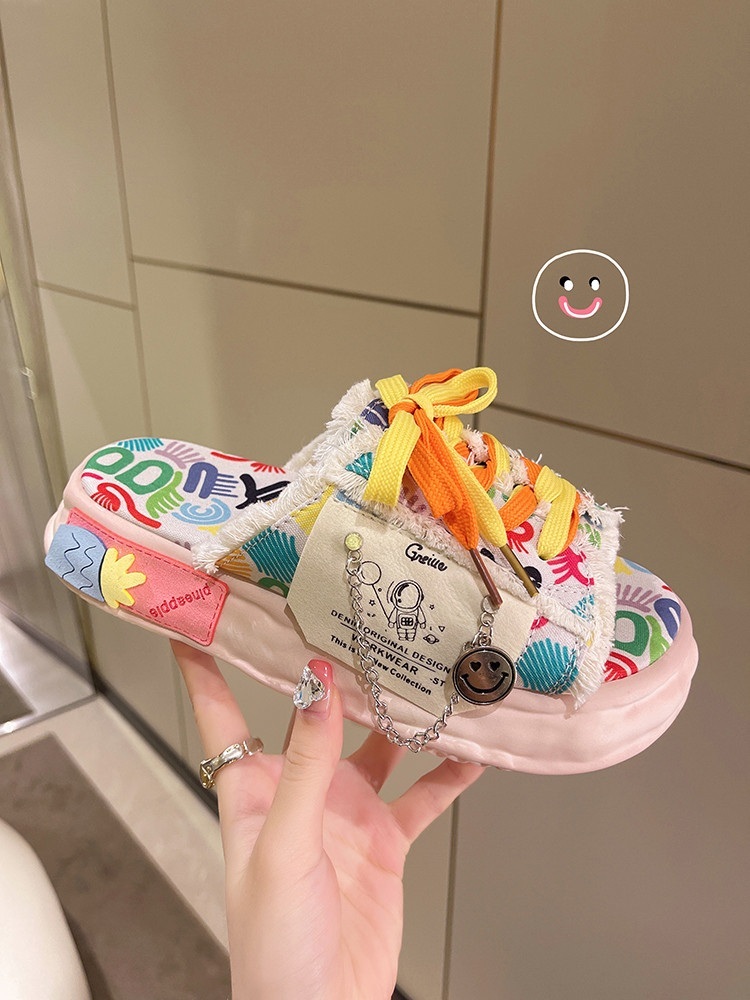 특이한 4CM 키높이 통굽슬리퍼 캔버스 낙서