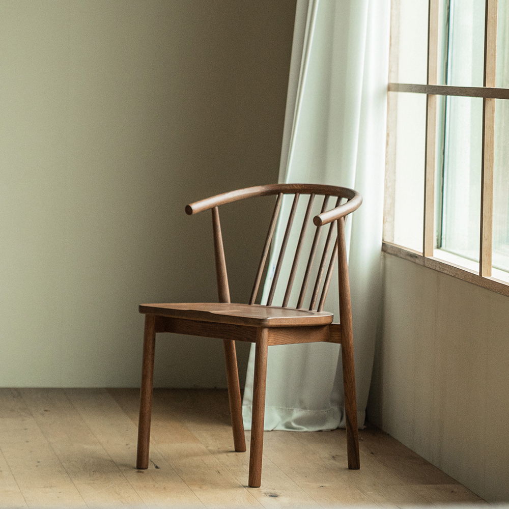 번드 브리즈 원목 의자 암체어 월넛
