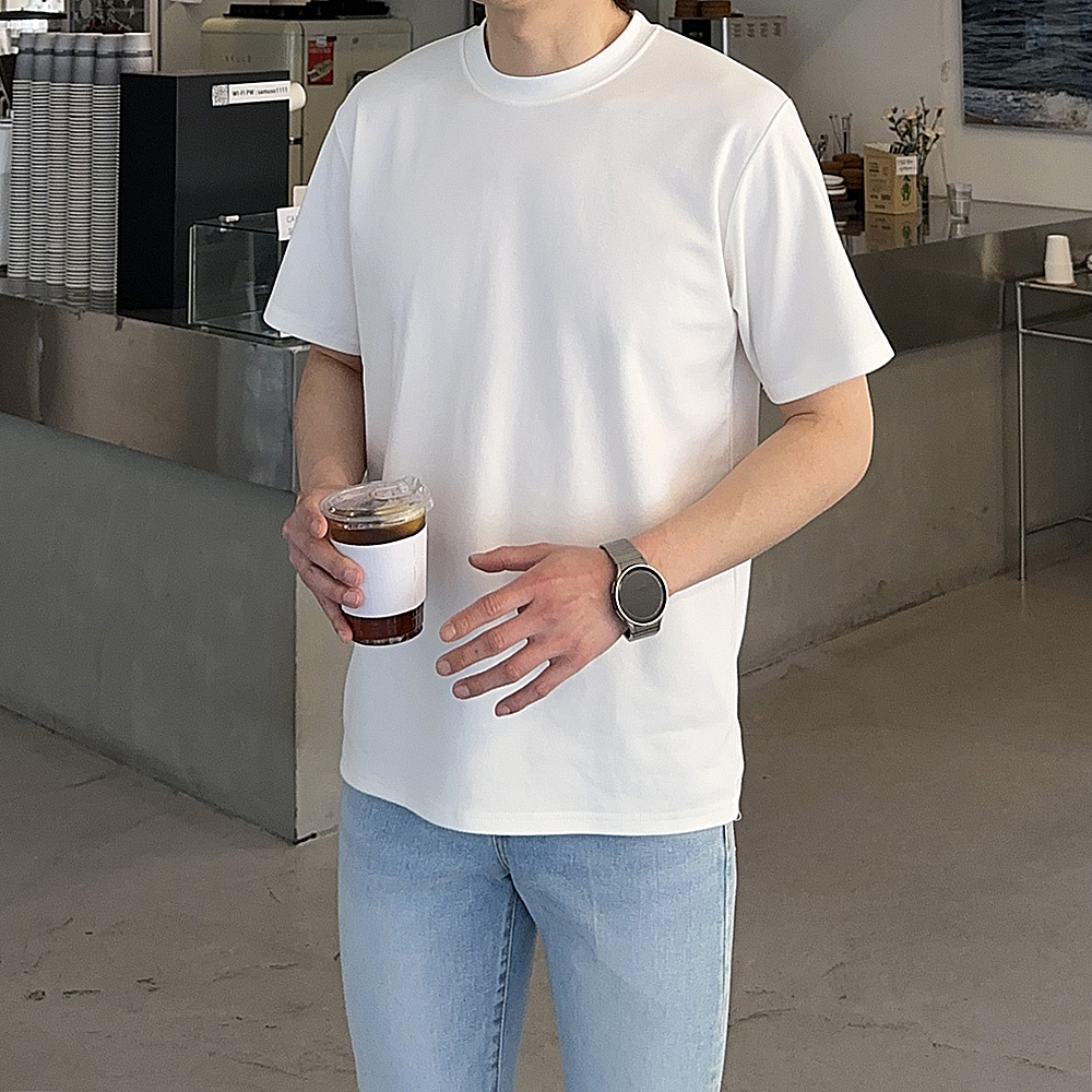 남자 반팔티 머슬핏 흰색 이너 레이어드 반팔 티셔츠 - 상품 이미지