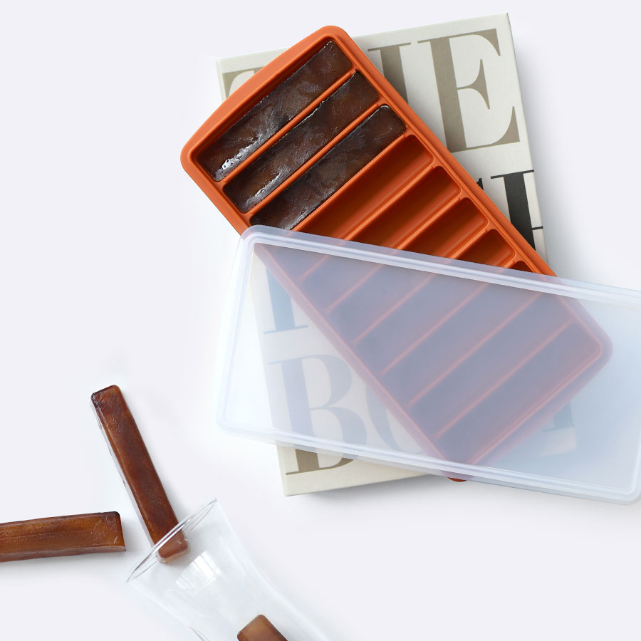 입구 좁은 텀블러에도 쏙 국산 실리콘 막대 얼음트레이 10구 얼음틀 양념틀