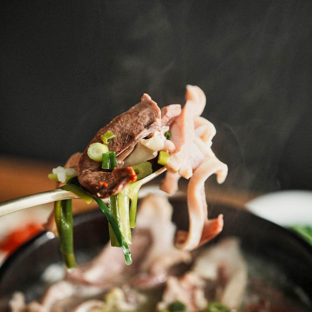 선비찬 돼지내장국밥 600g 1팩+1팩(총2팩) 국내산 내장 고기 오소리 염통 머리고기 별미 이미지 7