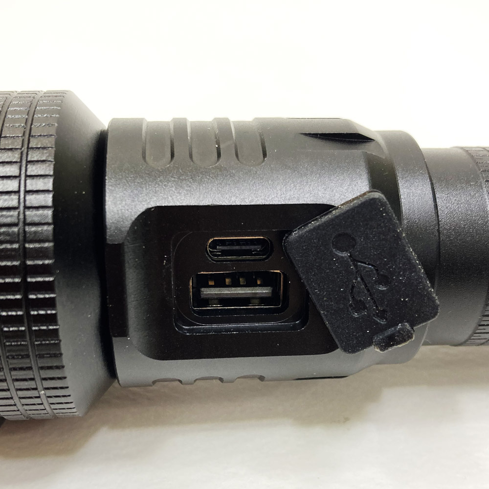 몬스터파워 갤럭시 XHP360 LED 후레쉬 줌 충전식 써치라이트 손전등