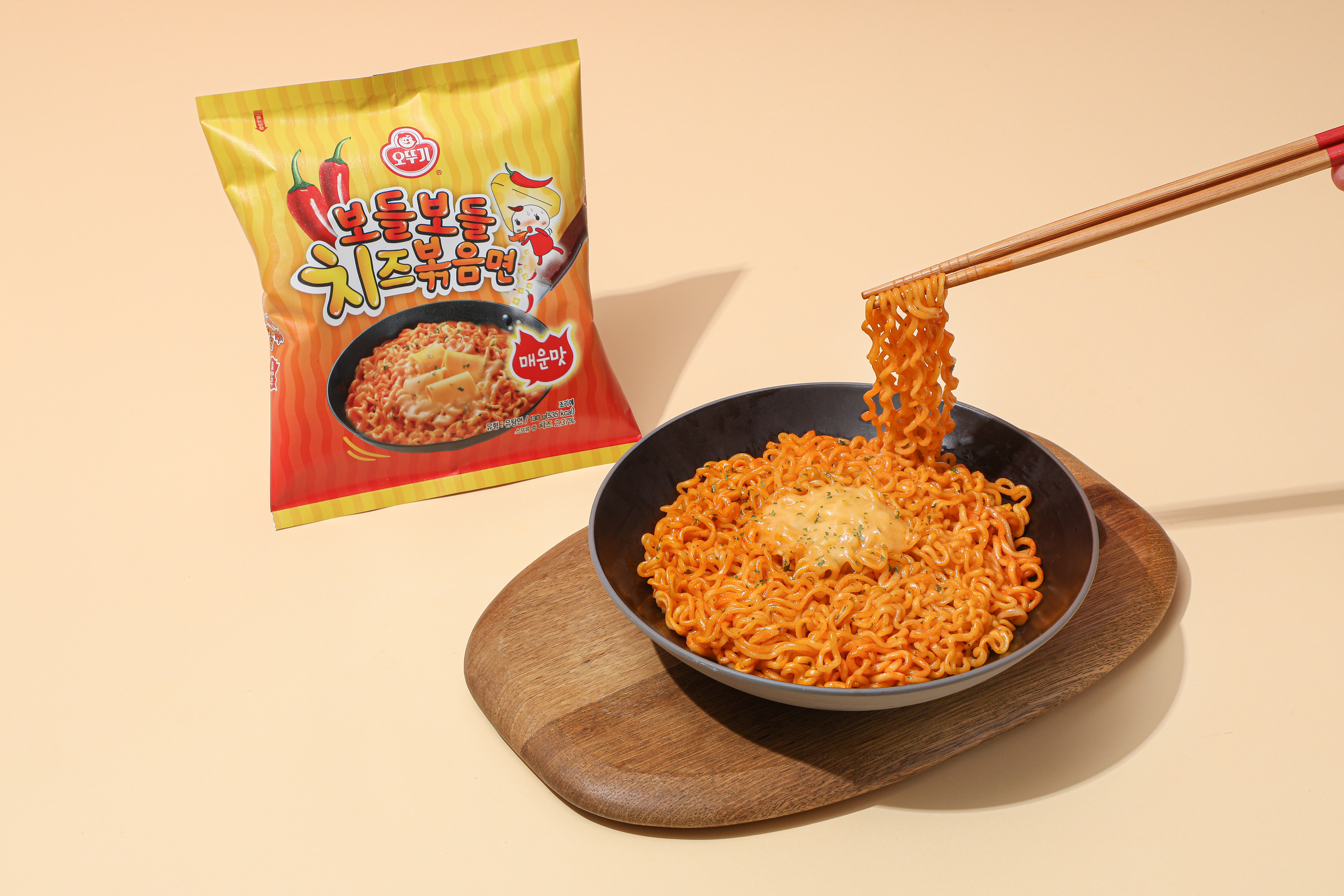 [2세트 이상 3천원 할인] 오뚜기 보들보들 치즈볶음면 매운맛 130g 8개+진라면 매운맛 120g 10개 외 11종 - 상세 이미지 2