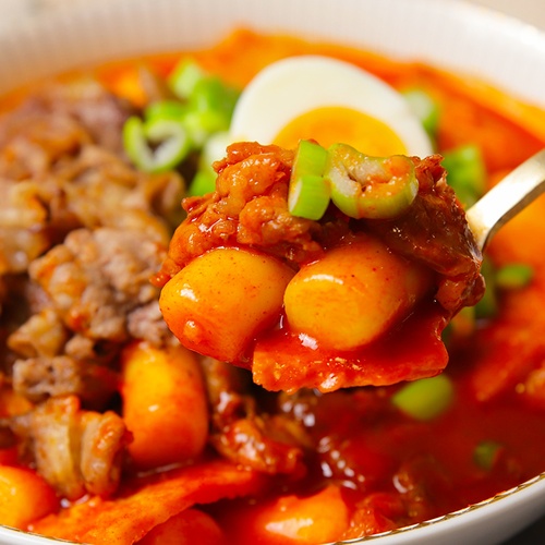 부산 깡통골목할매 우삼겹 떡볶이 2인분 840g / 냉동보관 뒷맛이 깔끔  백년소공인 : 깡통골목할매유부전골