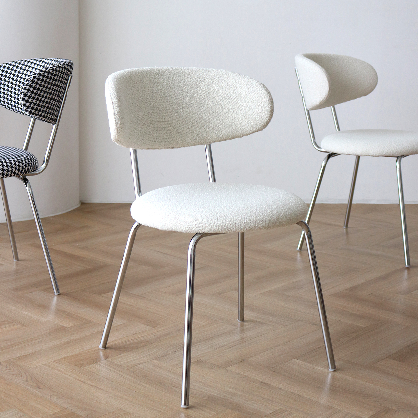 부부리체어 부클레 스틸 인테리어 카페 체어 (아이보리/하운드체크 선택가능) 2color
