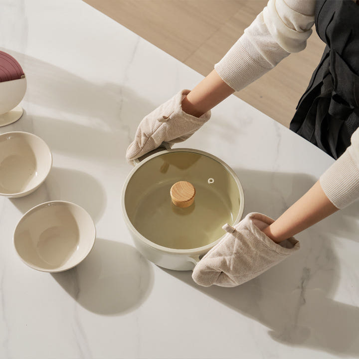 헤이몰리 세라믹 식탁