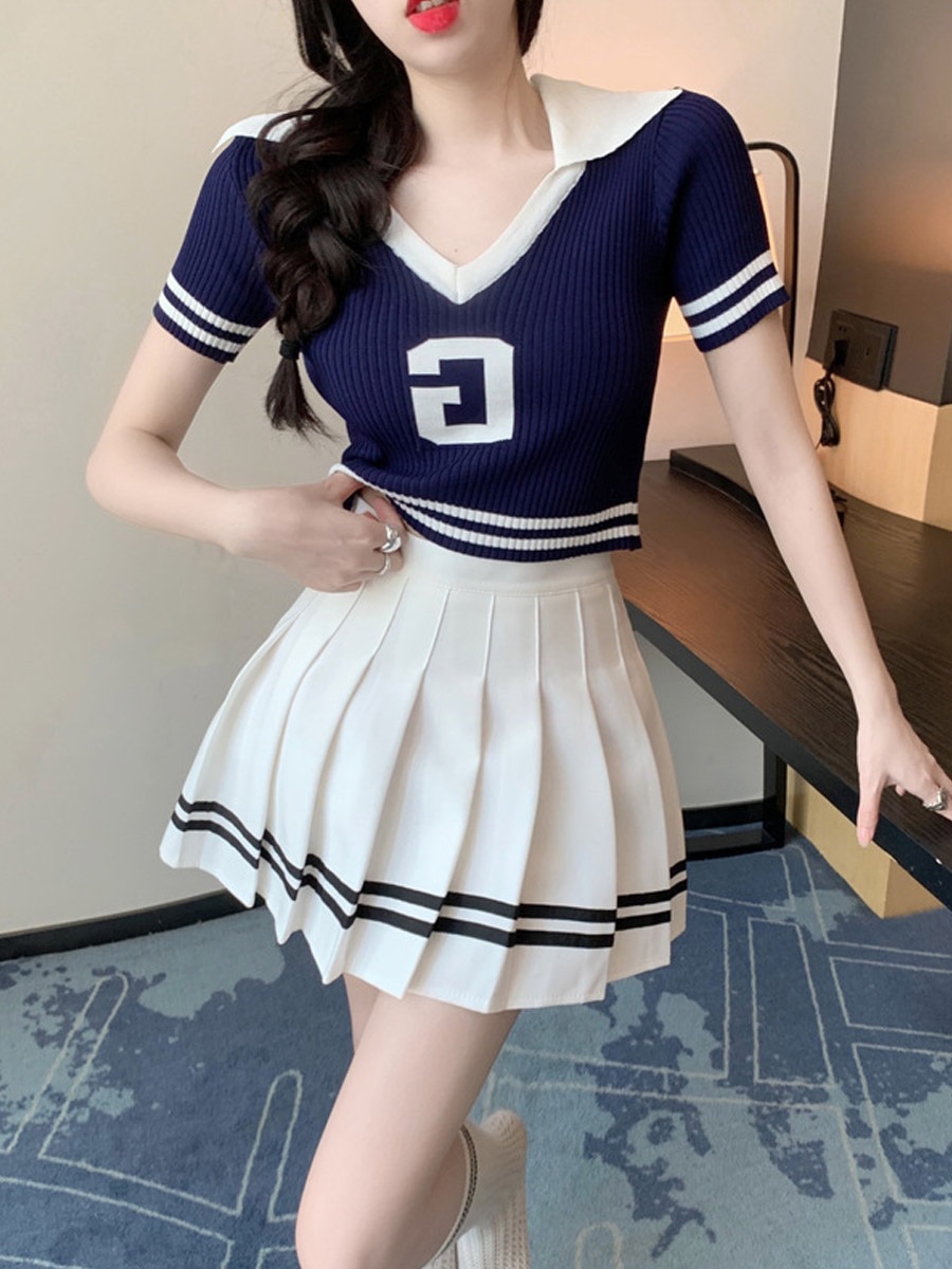 나영석의 지글지글 뉴진스 다니엘 반팔 니트 슬림핏 카라넥 의상 옷 패션 - 상세 이미지 3