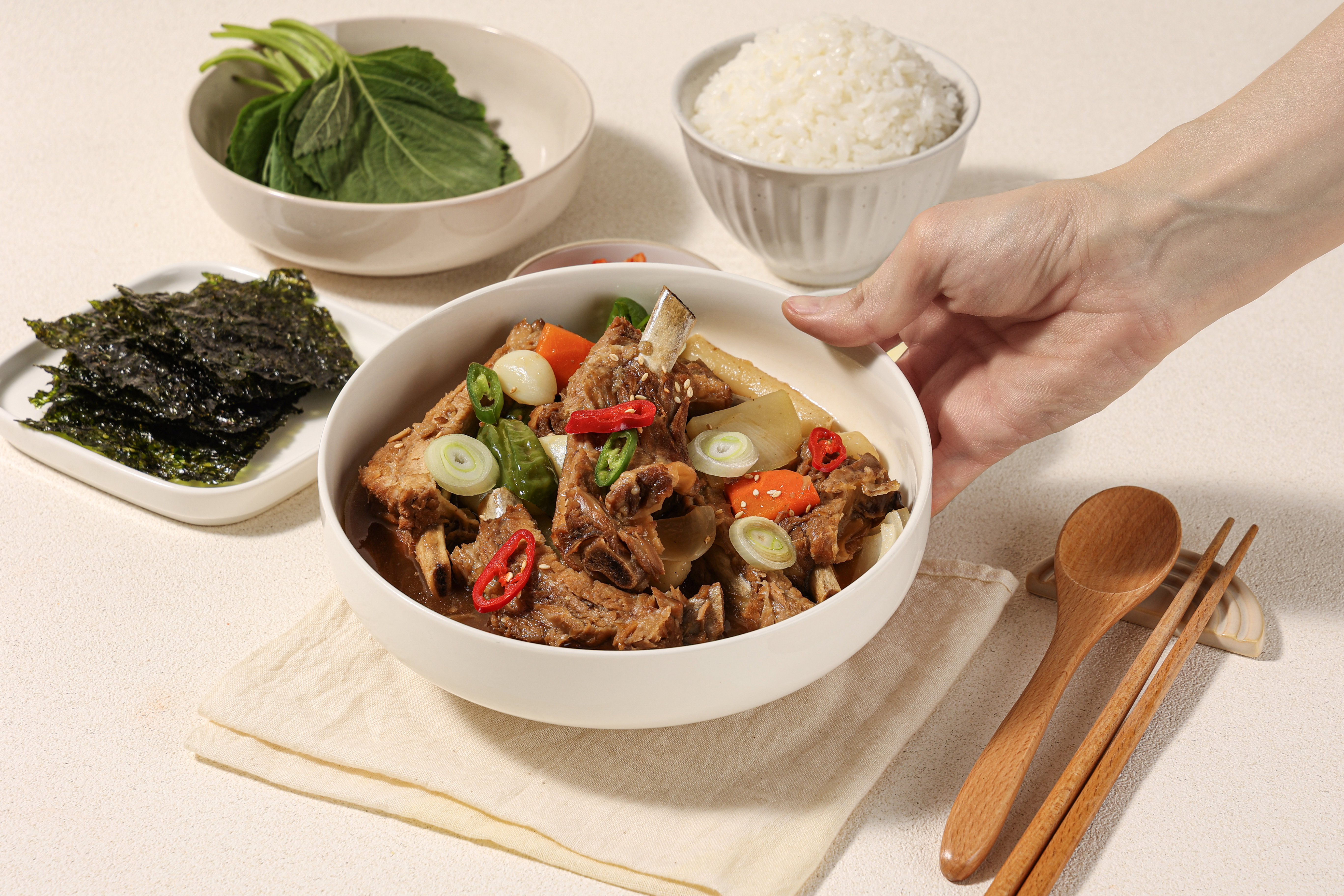 에버미트 푸짐하고 혜자로운 돼지 등갈비찜 500g+500g 묶음