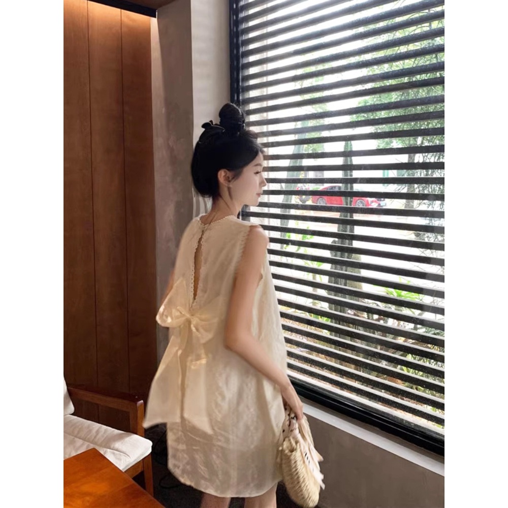 태연 원피스 레이어드 민소매 인스타그램 루즈핏 뒷 트임 의상 옷 패션 - 상세 이미지 3