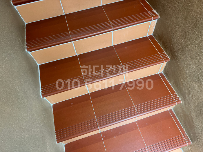 테라코타타일 계단석 레드 / 하다건재 점토타일