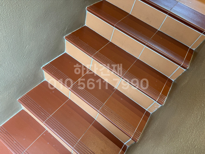 테라코타타일 계단석 레드 / 하다건재 점토타일