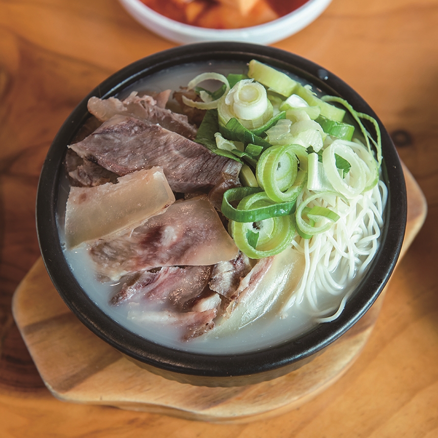 해늘 한우소머리곰탕 520g 거세 한우의 부드러운 육질 담백한 고기 육수 밀키트 - 상세 이미지 4
