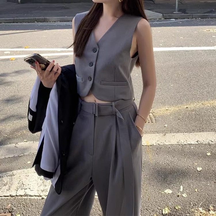 영화 시사회 혜리 조끼 팬츠 투피스 셋업 정장 하객룩 의상 옷 패션 - 상품 이미지