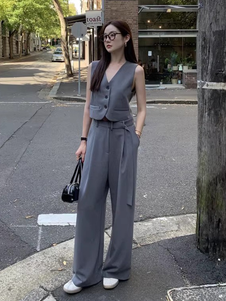 영화 시사회 혜리 조끼 팬츠 투피스 셋업 정장 하객룩 의상 옷 패션 - 상세 이미지 2