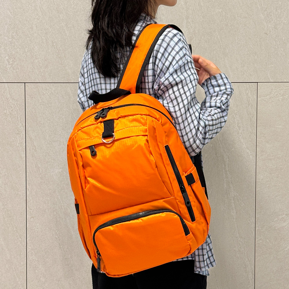 대학생 여대생 베이직 백팩 직장인여성 출근백팩 가벼운 엄마 여행 등에메는 가방 - 상품 이미지