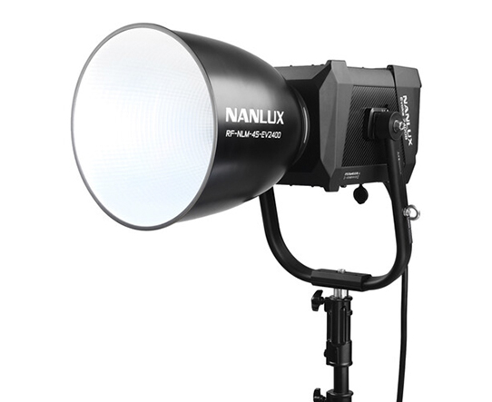 난룩스 NANLUX Evoke 2400B