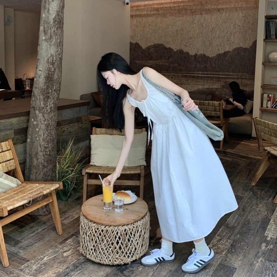 오마이걸 아린 원피스 화이트 인스타그램 레이스 민소매 의상 옷 패션 - 메인 이미지