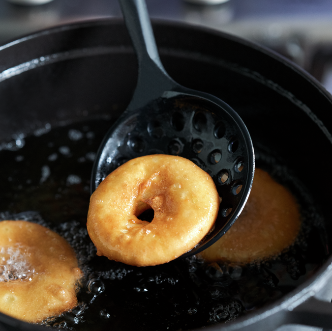 ST40503-100 스타우브 실리콘 그물 국자 매트블랙 - 상품 이미지