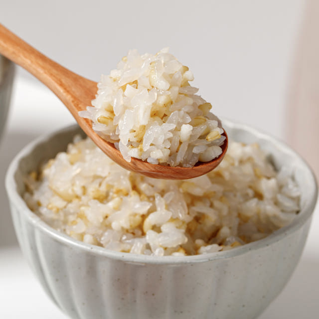 한채원 100g당 38kcal 밥대신 43칼로리 현미곤약밥 저당 용기형, 110g, 36개