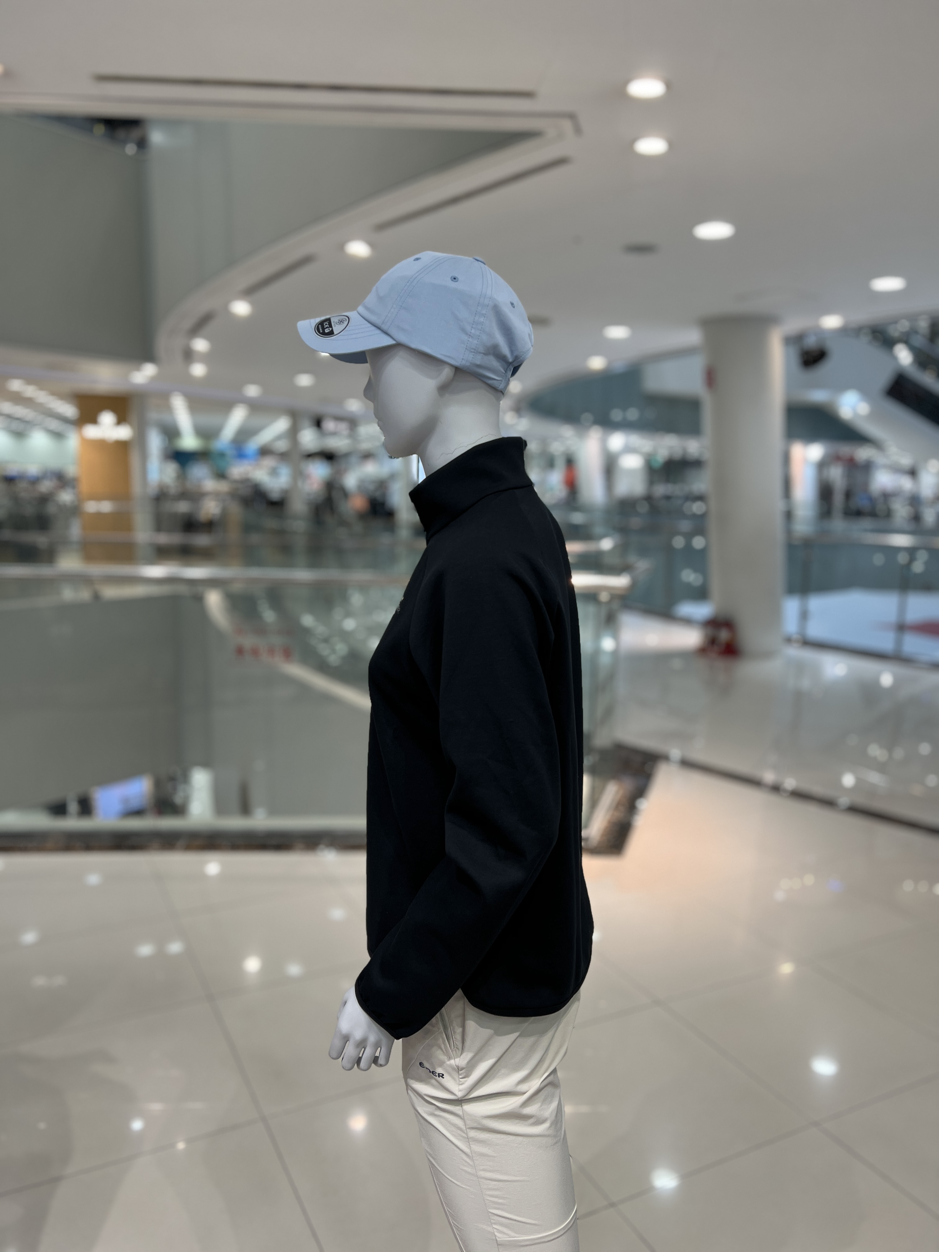 아이더 여성 등산복 긴팔 상의 반집업 티셔츠 WU23205 이미지 8