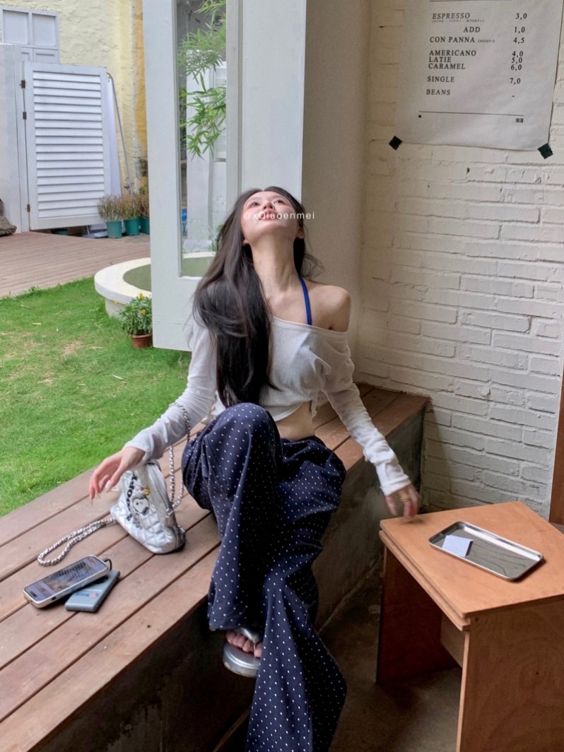 미란이 티셔츠 시스루 인스타그램 간절기 라운드넥 의상 옷 패션 - 상세 이미지 4