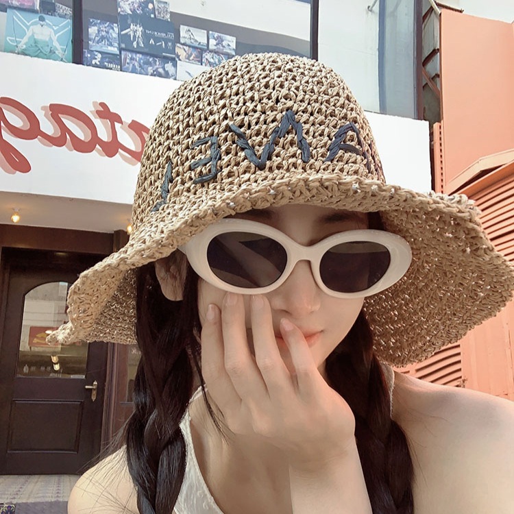 언니네 산지직송 4화 염정아 버킷햇 모자 밀짚 자수 의상 옷 패션 - 상품 이미지