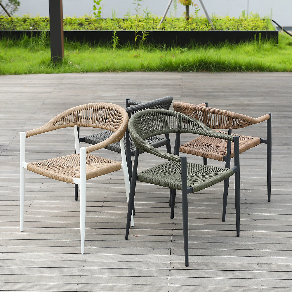 코멧 야외용 라탄 의자 그린 정원 테라스 레스토랑 카페 체어