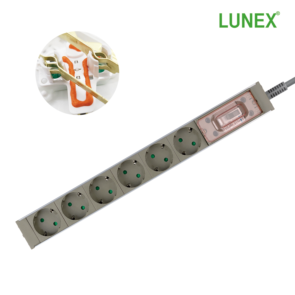 루넥스 서버탭 자동소화 AL 고용량 멀티탭 배선차단(20A) 6구 3m DYM-NAL6-3M