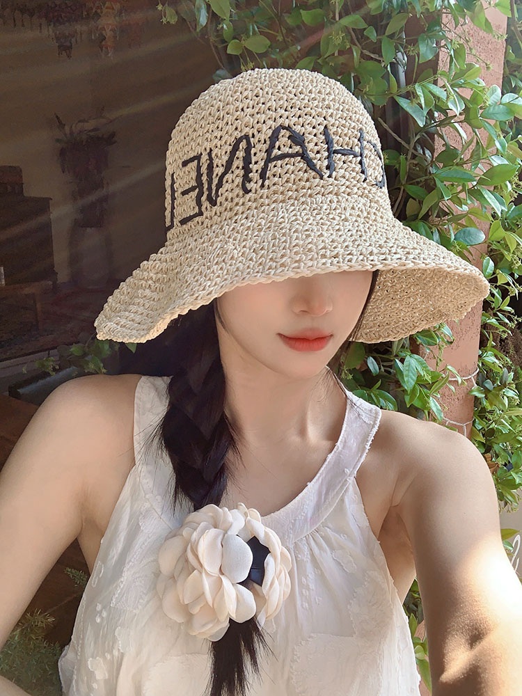 언니네 산지직송 4화 염정아 버킷햇 모자 밀짚 자수 의상 옷 패션 - 상세 이미지 3