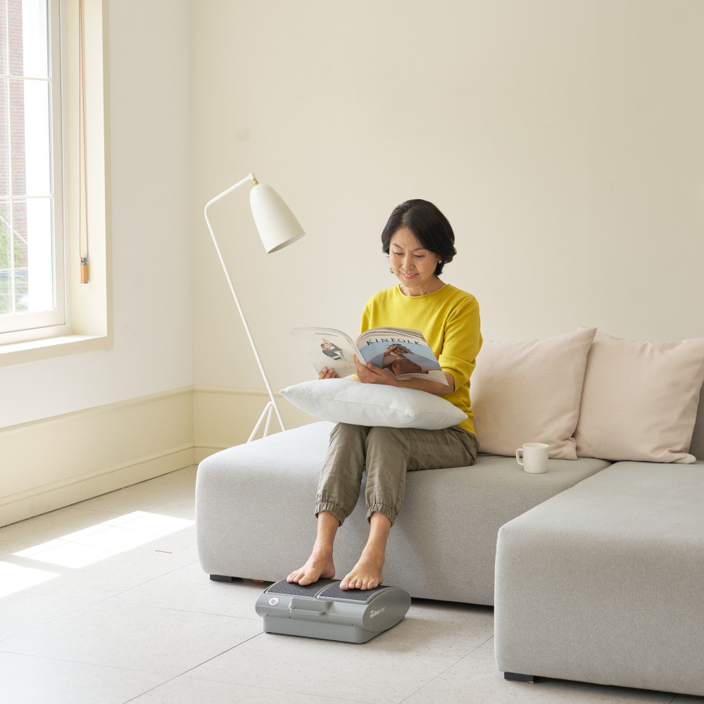 피치트렌디 종아리 다리 발 마사지 진동 발마사지기 다리안마기 모션사이저