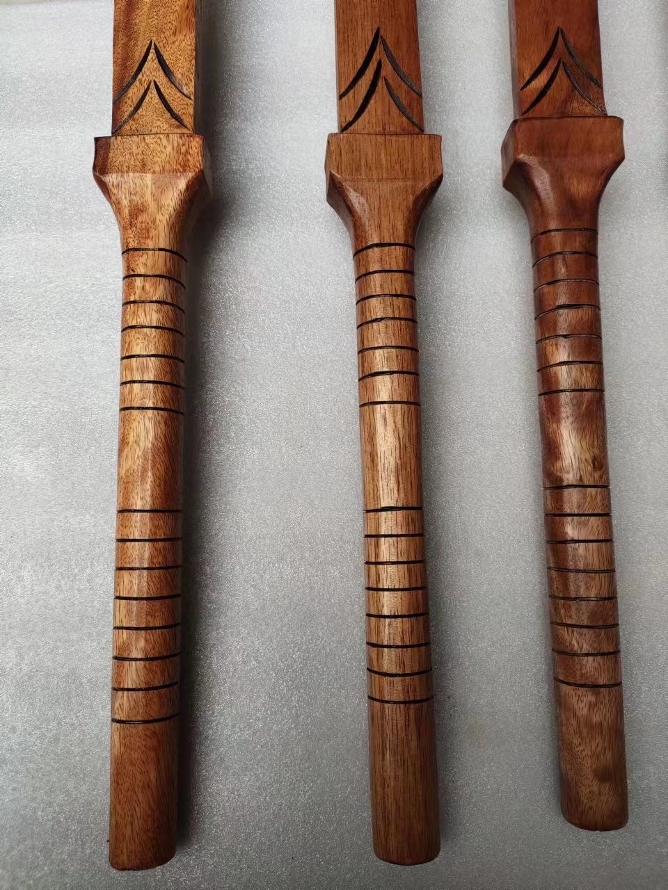 목검 일본도 가검 목도 검도 수련용 훈련용 장검 도검 홍단 600g - 상세 이미지 4