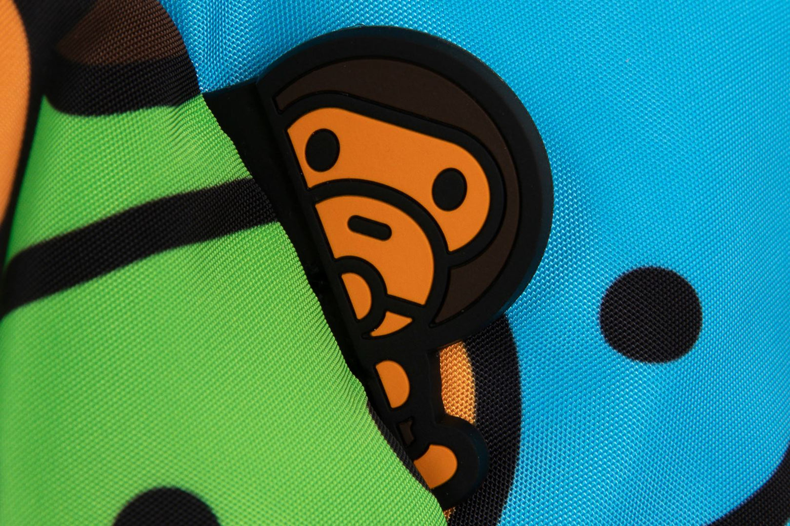 베이프 토트백 MILO ALL SAFARI TOTE BAG AK70-189-006 - 상세 이미지 3
